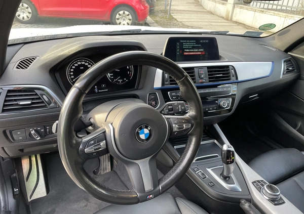 BMW Seria 1 cena 88000 przebieg: 89000, rok produkcji 2018 z Staszów małe 631